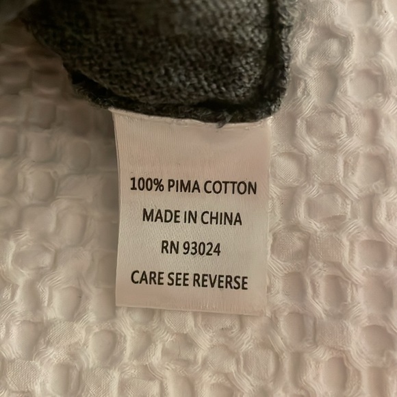 Bela NYC Sweater - Picture 7 of 8